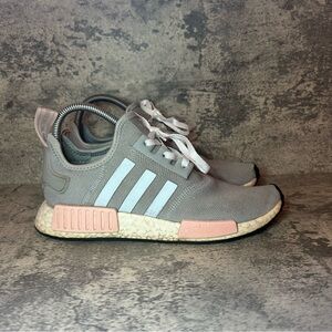 Adidas NMD R1 Sneakers BY3058 Womens sz 8 grey/pink